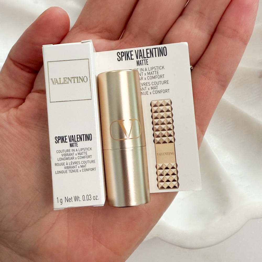 Valentino Spike Valentino Matte Lipstick 135R